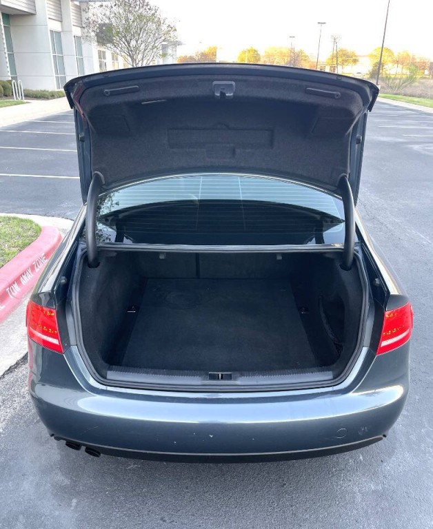 2010 Audi A4 Image 30