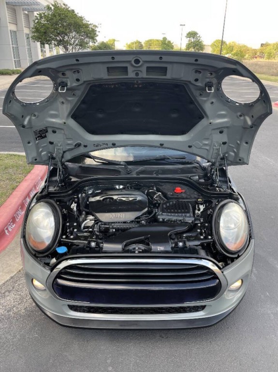 2016 MINI Cooper Image 31
