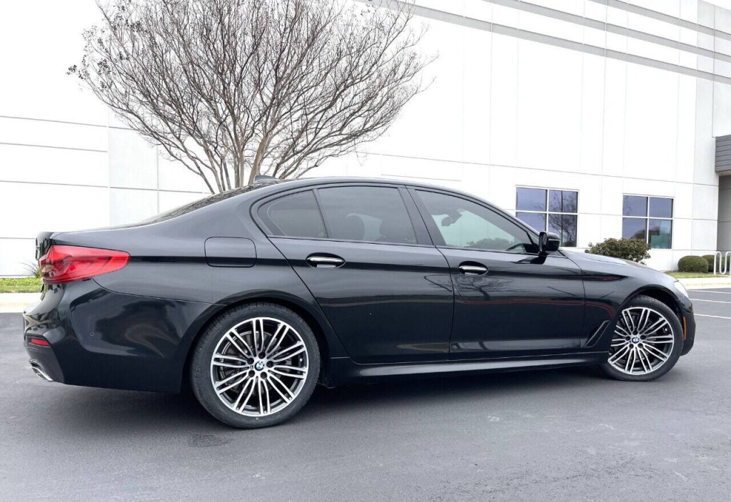 2018 BMW 5 Series Image 4