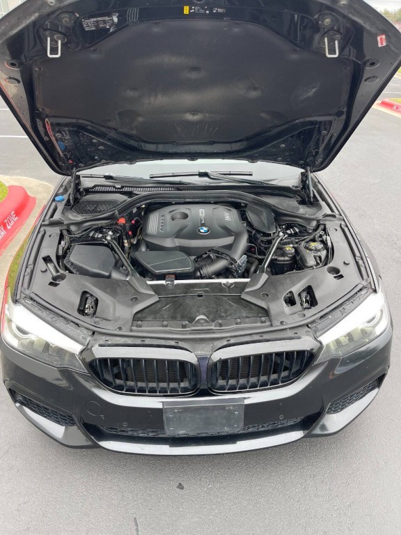 2018 BMW 5 Series Image 33