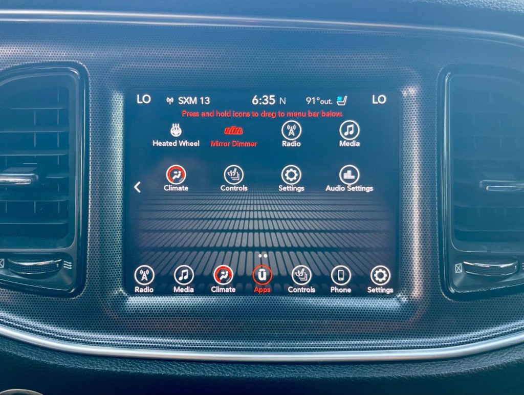2017 Dodge Challenger Image 18