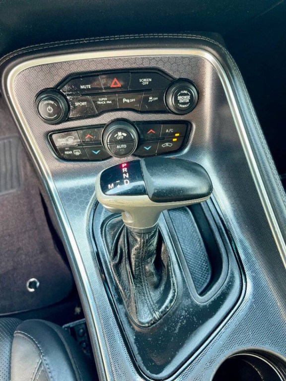2017 Dodge Challenger Image 22