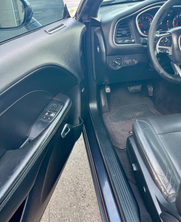2017 Dodge Challenger Image 23