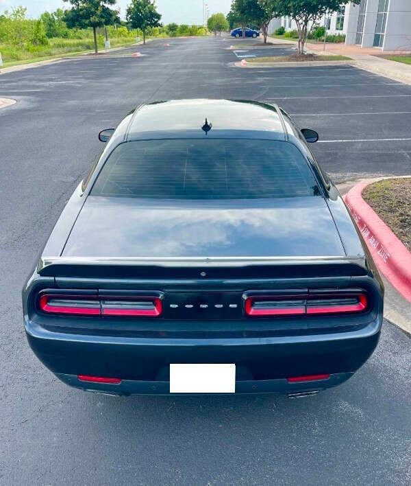 2017 Dodge Challenger Image 29