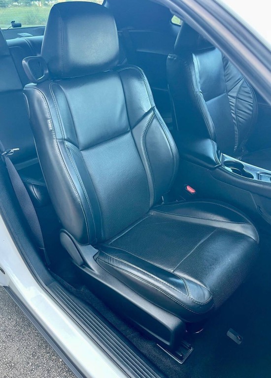 2018 Dodge Challenger Image 8
