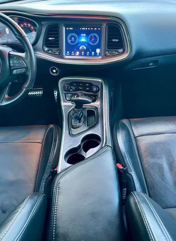 2018 Dodge Challenger Image 12