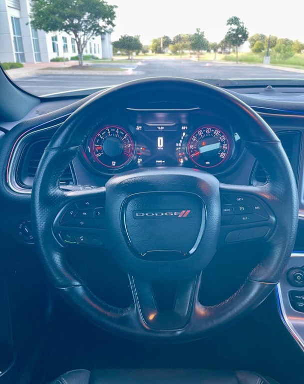 2018 Dodge Challenger Image 15
