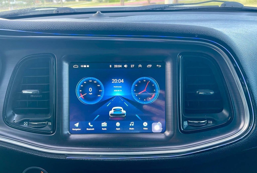 2018 Dodge Challenger Image 18