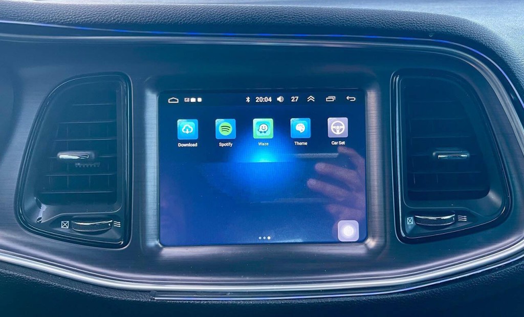 2018 Dodge Challenger Image 21