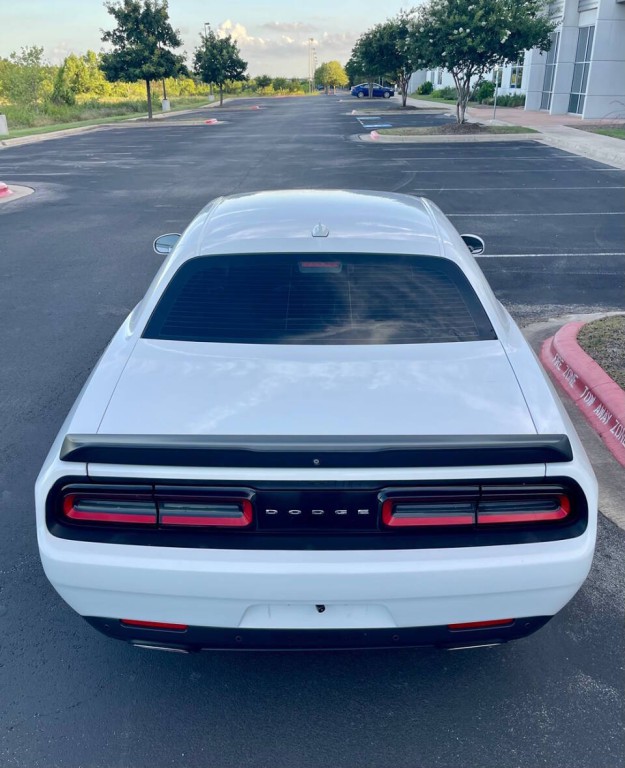 2018 Dodge Challenger Image 29