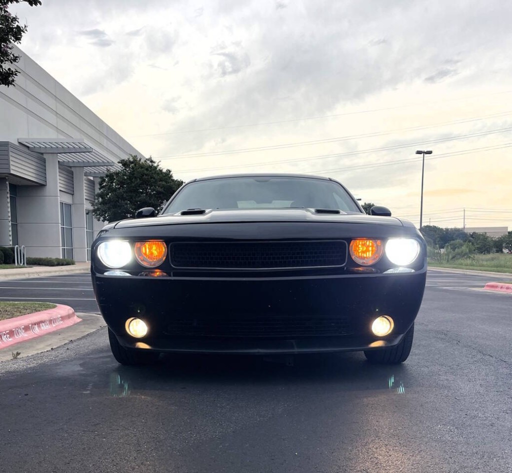 2014 Dodge Challenger Image 21