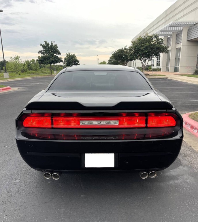2014 Dodge Challenger Image 24