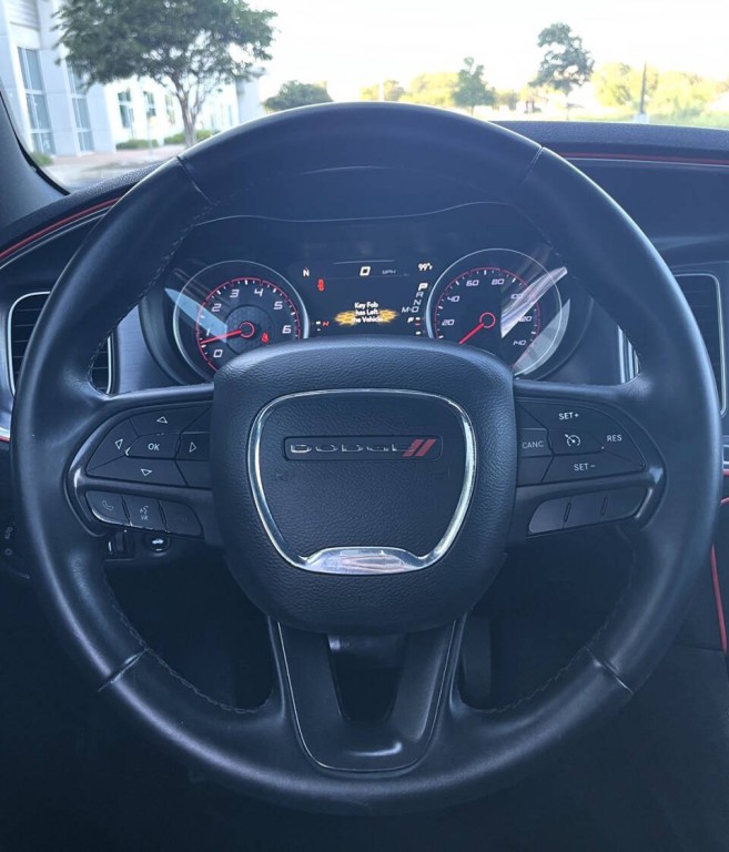 2016 Dodge Charger Image 16