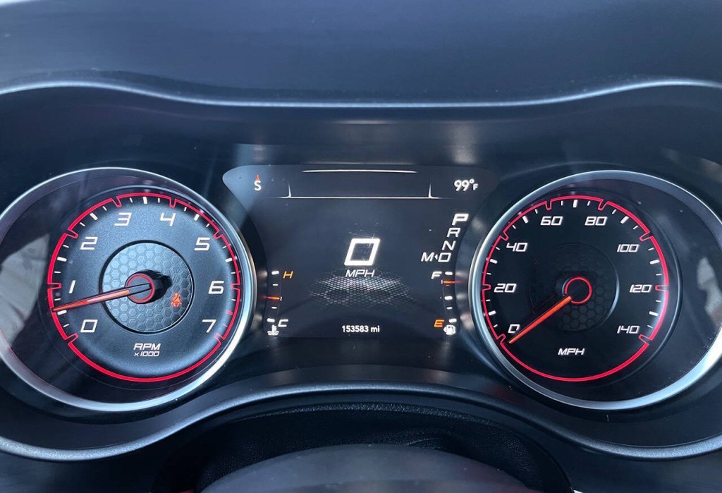2016 Dodge Charger Image 18