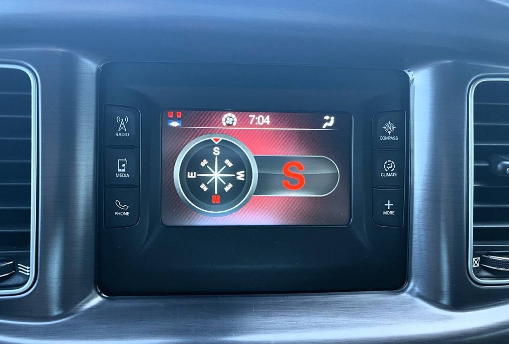 2016 Dodge Charger Image 20