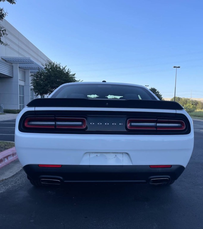 2017 Dodge Challenger Image 22