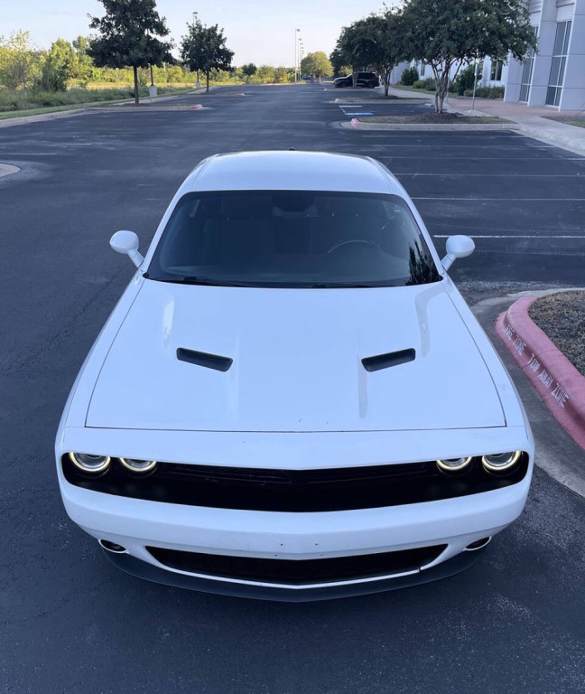 2017 Dodge Challenger Image 25
