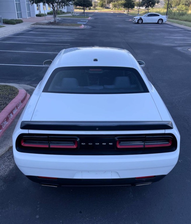 2017 Dodge Challenger Image 26