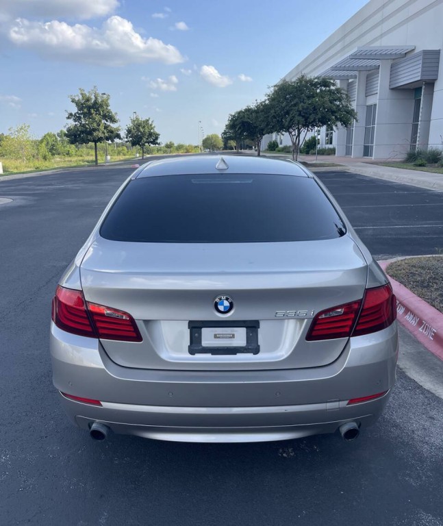 2012 BMW 5 Series Image 26