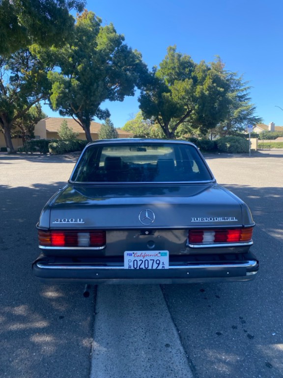 1983 Mercedes-Benz 300-Class Image 6