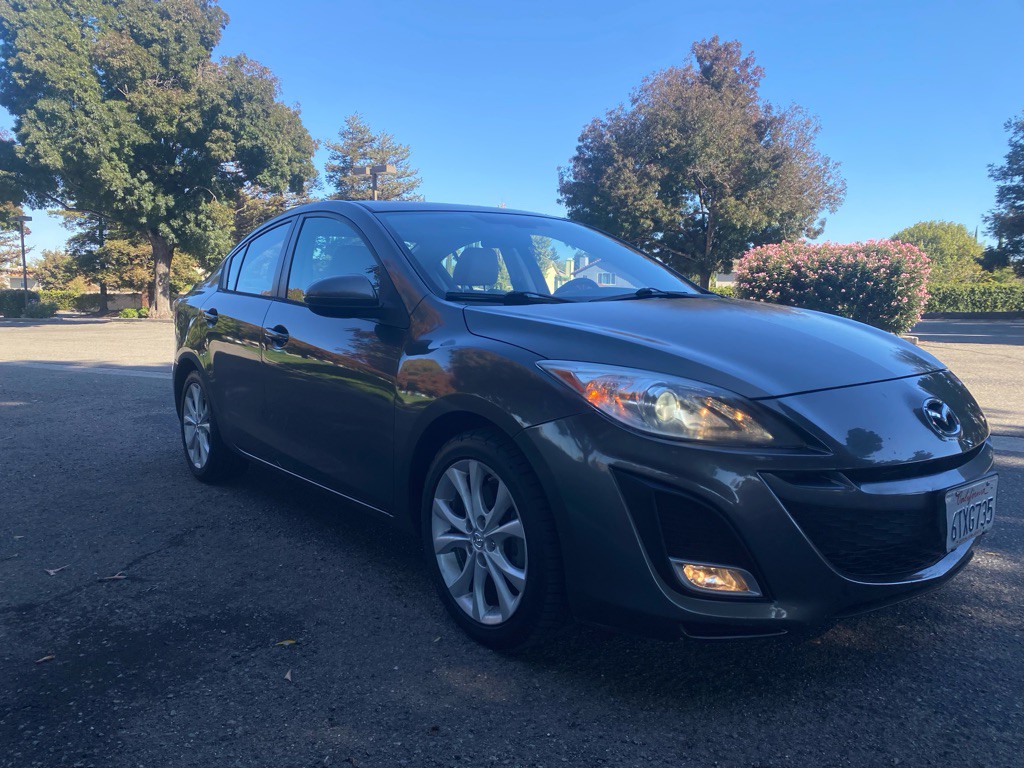 2011 Mazda Mazda3 Image 1