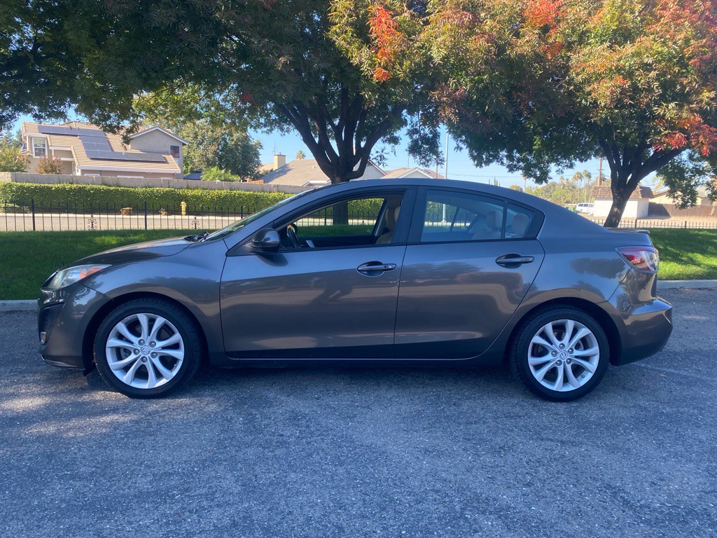 2011 Mazda Mazda3 Image 4