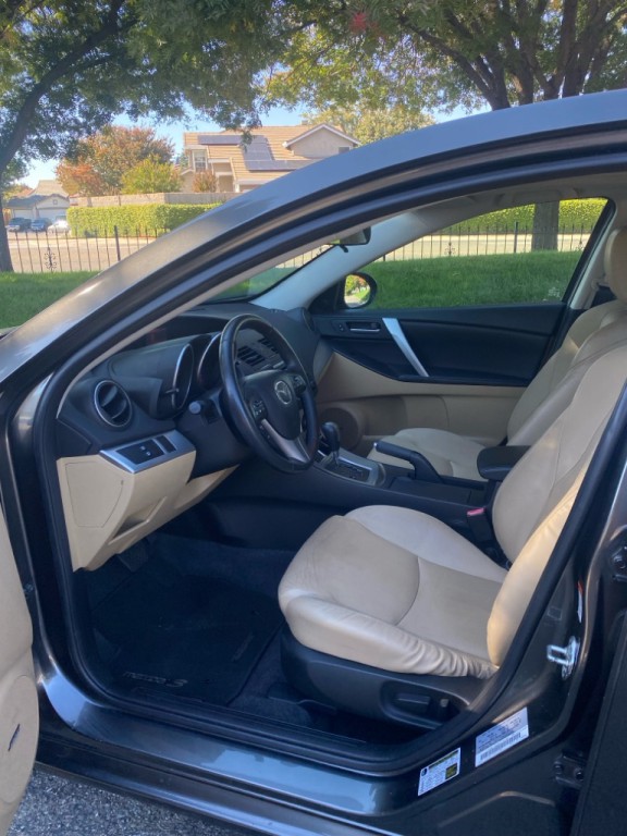 2011 Mazda Mazda3 Image 11