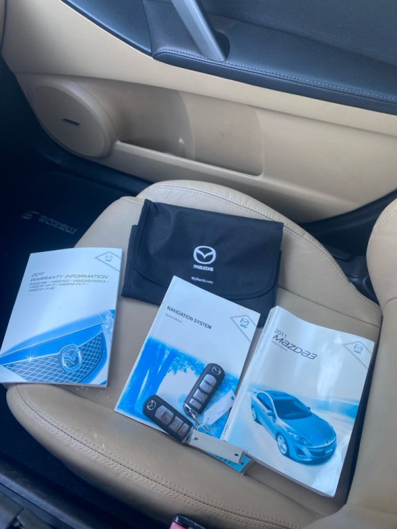 2011 Mazda Mazda3 Image 16