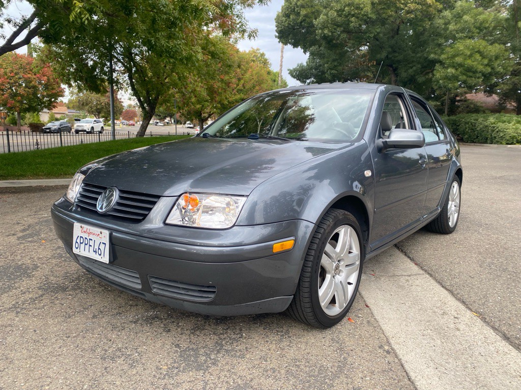 2003 Volkswagen Jetta Image 1