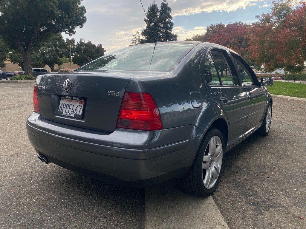 2003 Volkswagen Jetta Image 6
