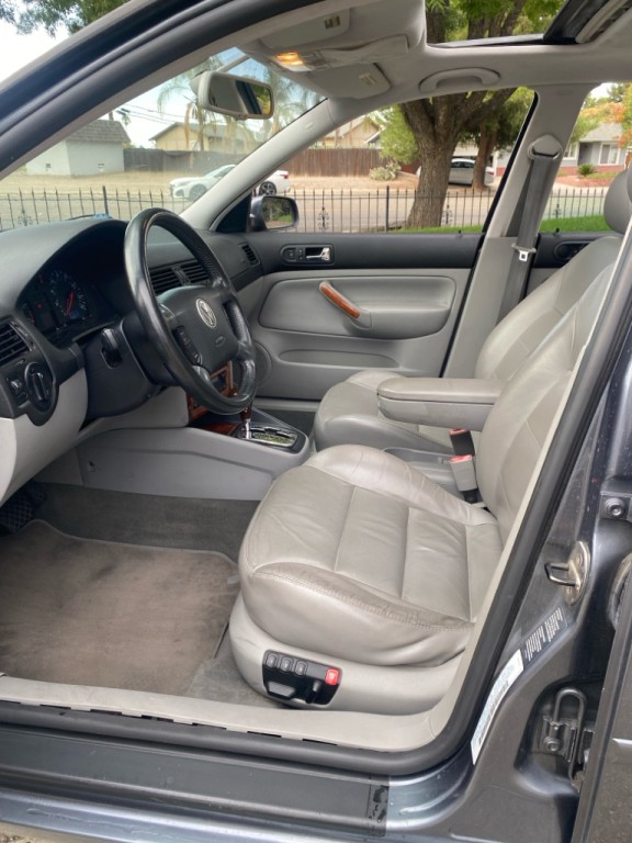 2003 Volkswagen Jetta Image 11