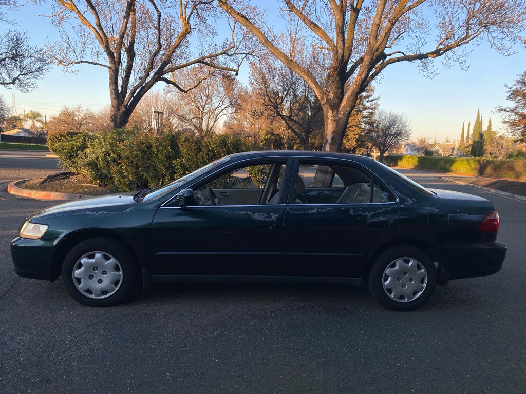 2000 Honda Accord Image 4