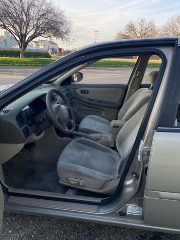 2001 Nissan Altima Image 11