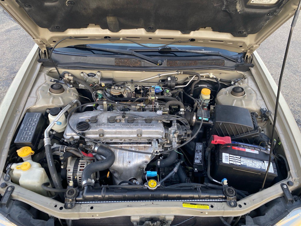 2001 Nissan Altima Image 15