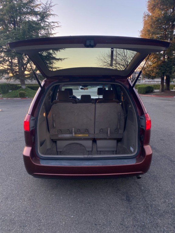 2006 Toyota Sienna Image 9