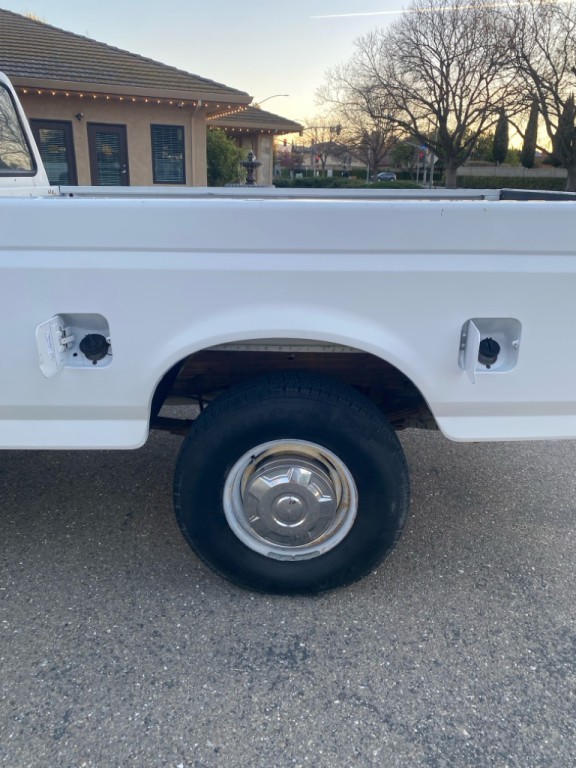 1997 Ford F-250 Image 10