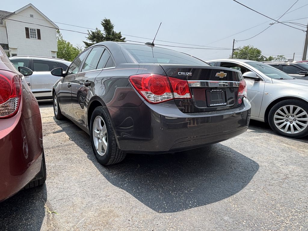 2016 Chevrolet Cruze Image 4