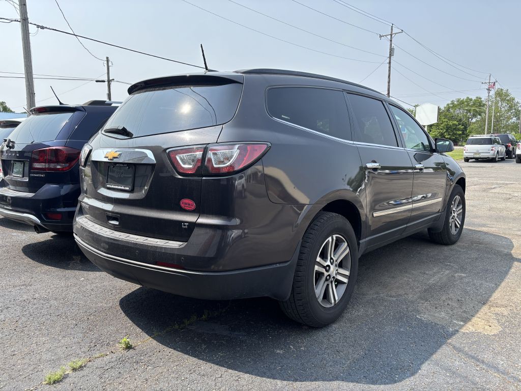 2017 Chevrolet Traverse Image 3