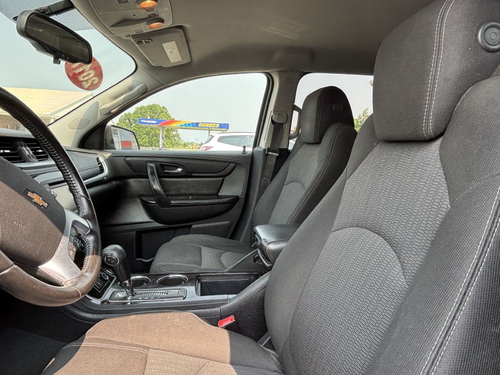2017 Chevrolet Traverse Image 5