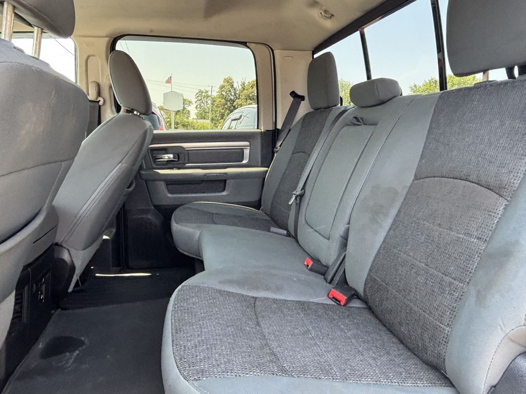 2016 RAM 1500 Image 7