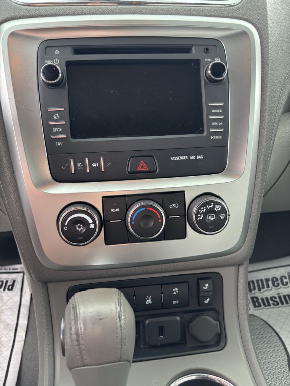 2015 GMC Acadia Image 8