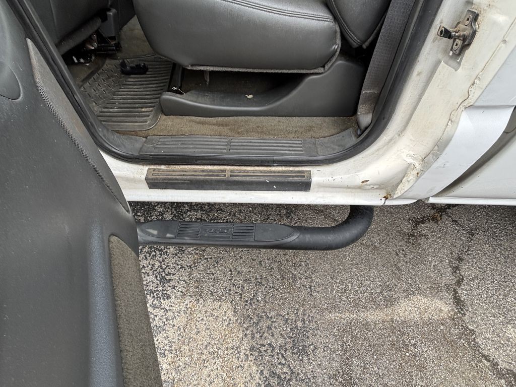 2003 GMC Sierra Image 7