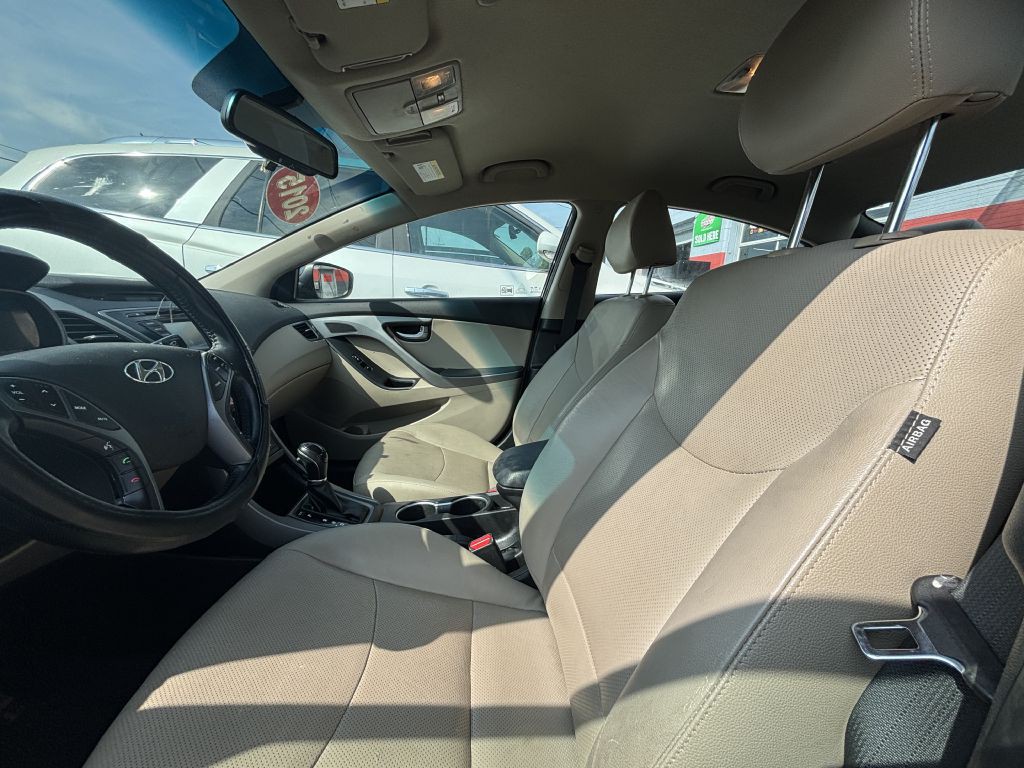 2015 Hyundai Elantra Image 5