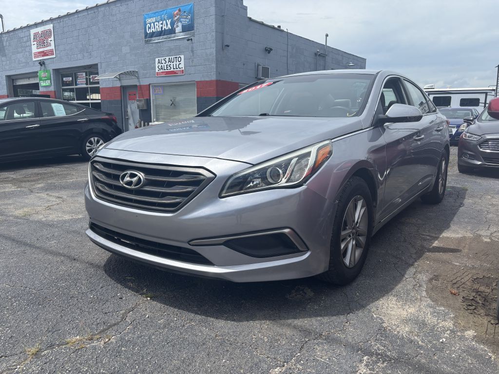 2017 Hyundai Sonata Image 2