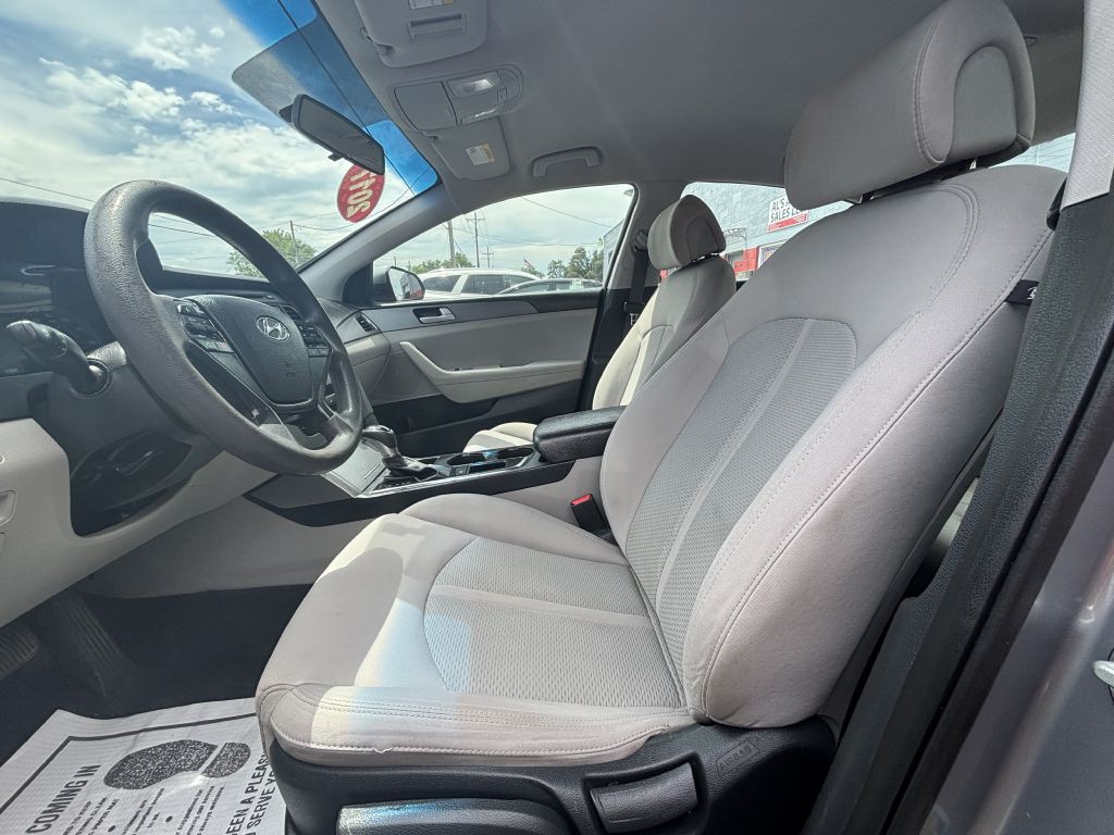 2017 Hyundai Sonata Image 5