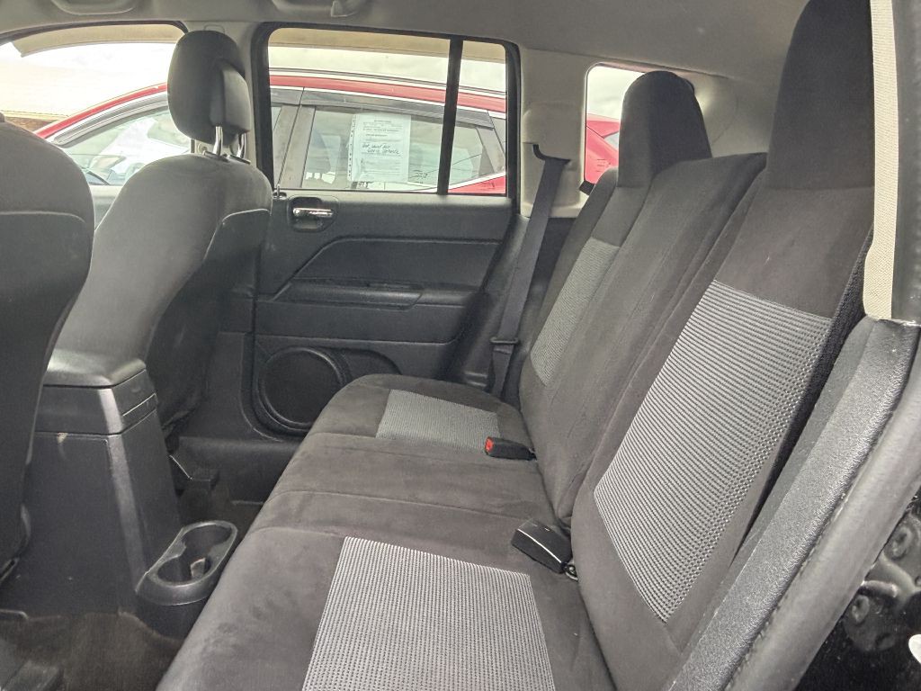 2016 Jeep Compass Image 7