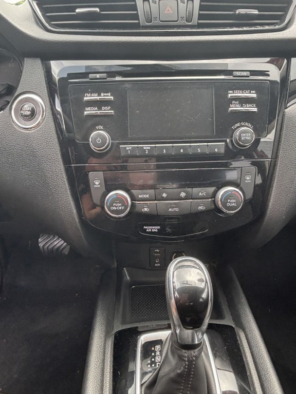2018 Nissan Rogue Image 7