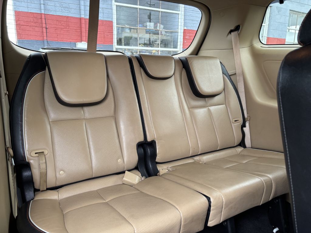 2017 Kia Sedona Image 7