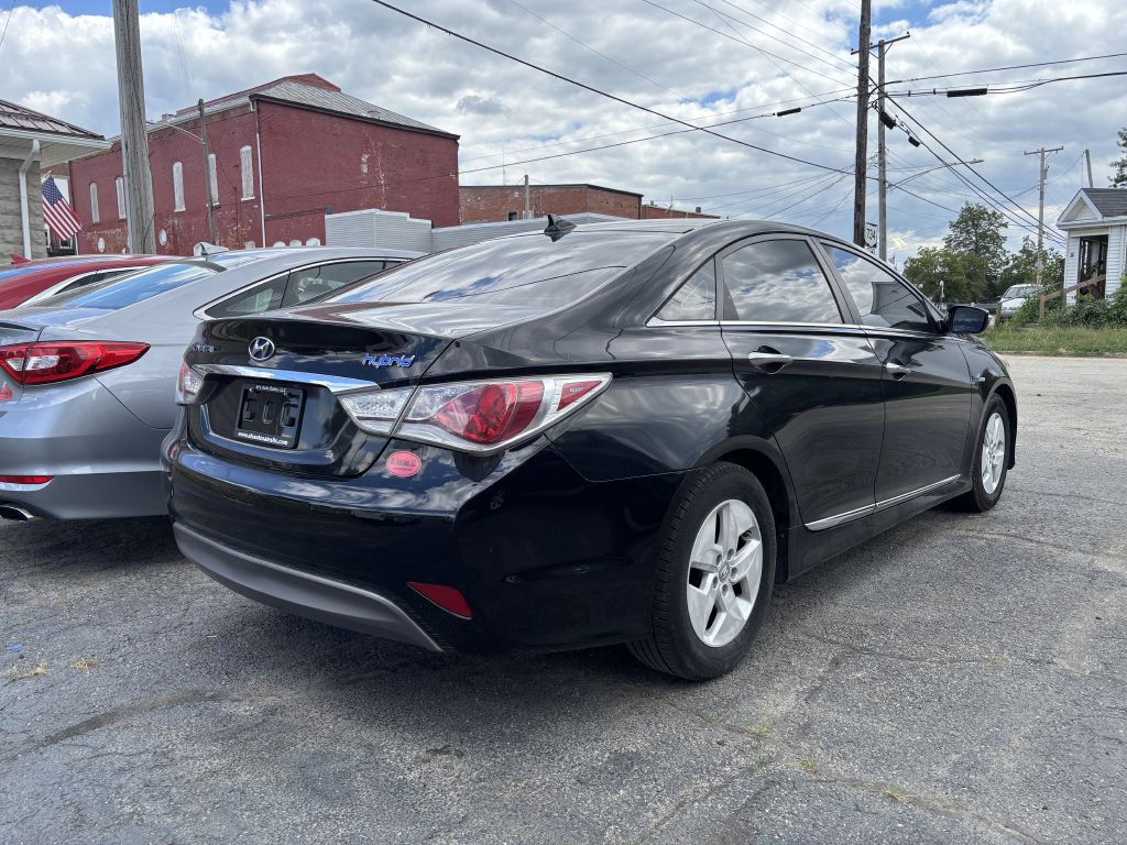 2012 Hyundai Sonata Image 3
