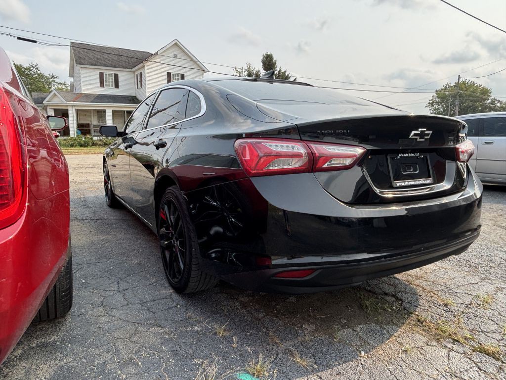 2021 Chevrolet Malibu Image 4